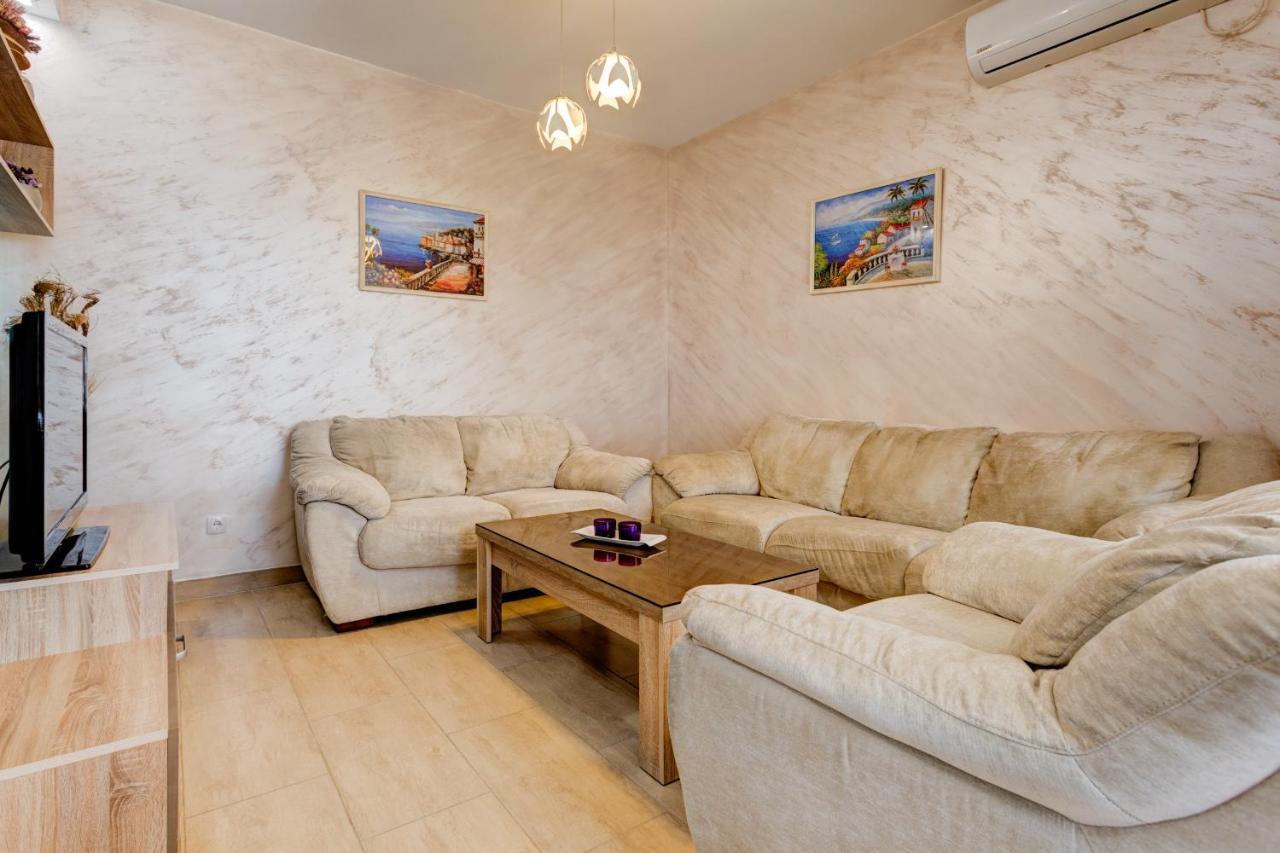 Raicevic Residence Тиват Экстерьер фото