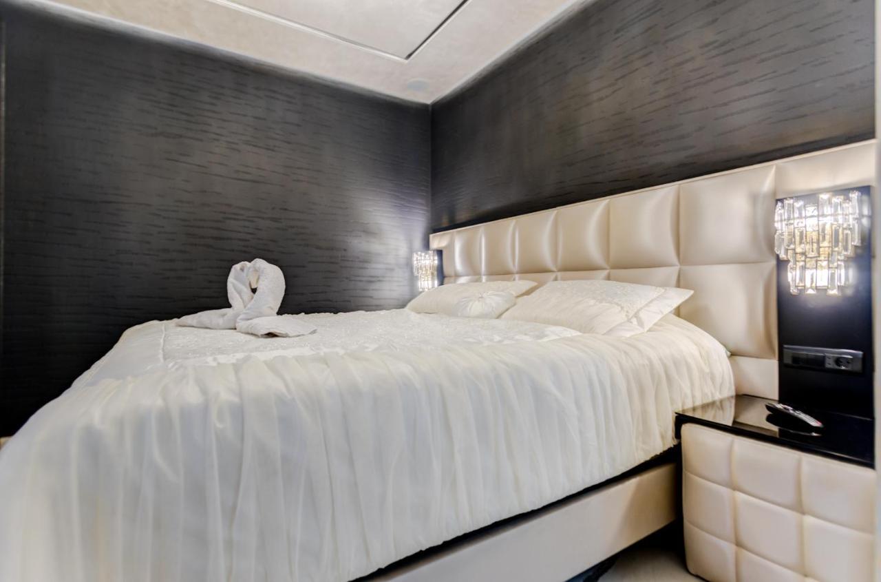 Raicevic Residence Тиват Экстерьер фото