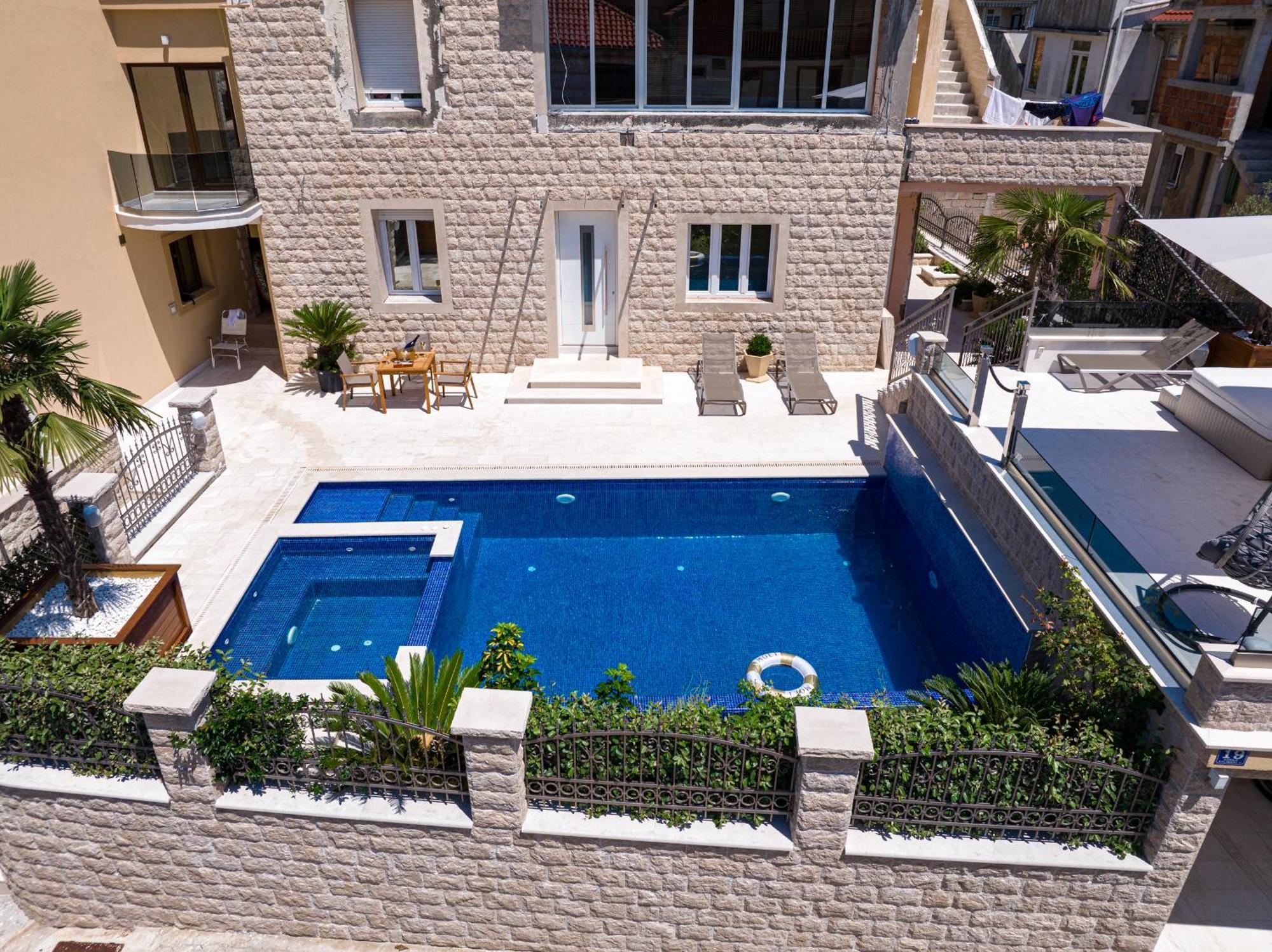 Raicevic Residence Тиват Экстерьер фото