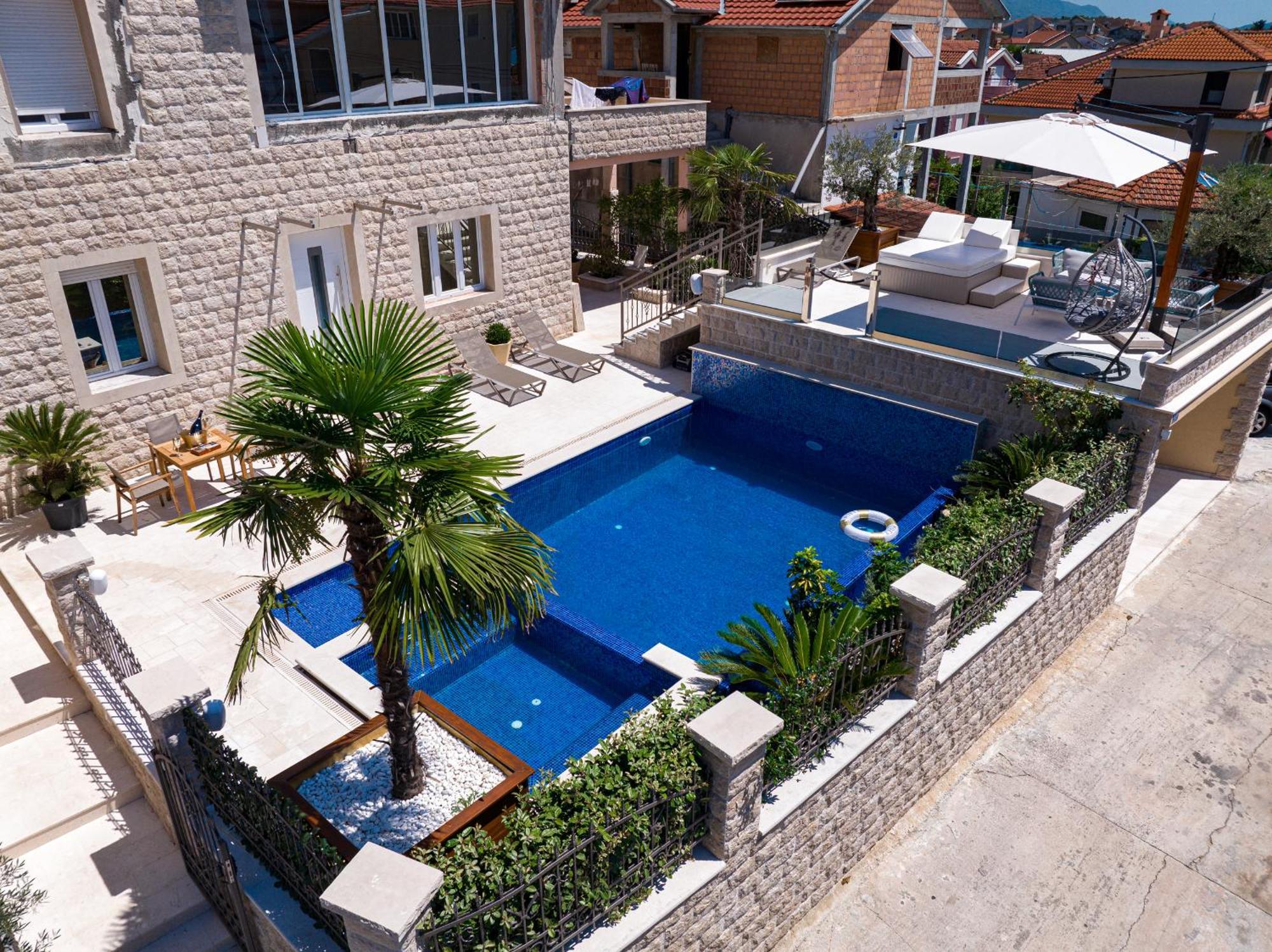 Raicevic Residence Тиват Экстерьер фото